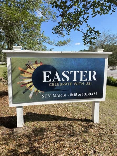 Exterior Signs Photo